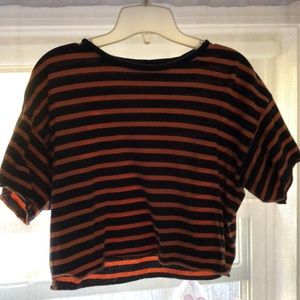 striped short sleeve crop top